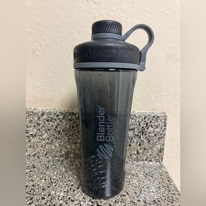 BlenderBottle Classic Shaker with BlenderBall